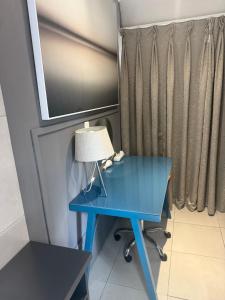 28 on Symonds Luxstudio 5