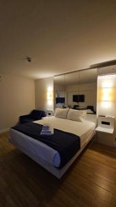 Premium Class Aparthotel with Sea View high floor