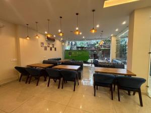 Hotel Ramayan Inn - Near Parmarth Niketan