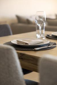 Saronida Hilltop Sea Breeze