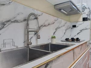 Hidden Koi Staycation - 2 Bedroom