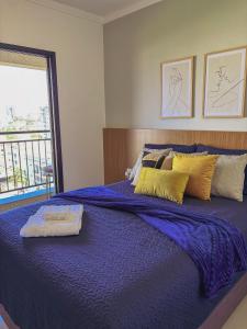 Flat novinho, completo e bem localizado