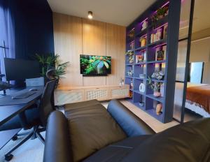 The Workspace ASU Premium Office Apartment