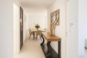 Élégant T3 neuf, 6 pers, clim, balcon, pkg gratuit, 5 min du Port