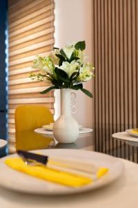 Soni Exclusive Apartments 303 Plaza with Private Parking & Self Check-in