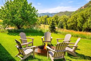 Cliff House, Snowmass Contemporary Ranch