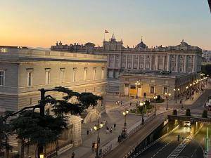 Luxury Property Royal Palace Madrid