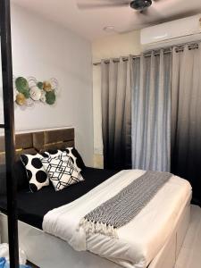 Aura Abode with private garden