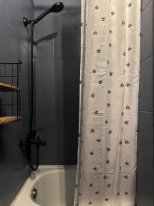 Bohemia - soulful stay, 5 min to metro