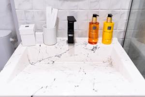 Soni Exclusive Studio 389 Plaza with Private Parking & Self Check-in