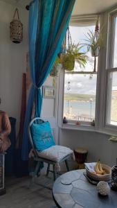 Susies zen den by the sea