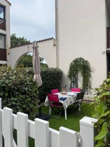 AGREABLE REZ DE JARDIN AVEC TERRASSE PROCHE PLAGE