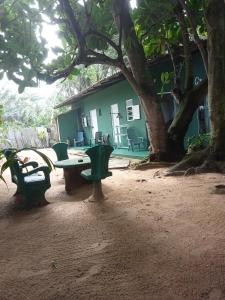 Green Villa Beach And Juice Bar