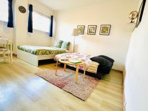 Joli studio proche plage, vieux port & Palais Pharo