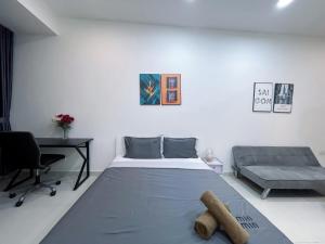 Studio Tresor - River View D4 -Netflix