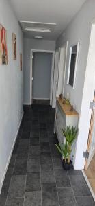 Reardon Apartment Warwick - Sleeps 5 - Parking & Wifi