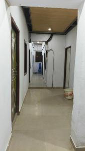Shri kuti place
