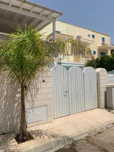 A 100 m dalla spiaggia