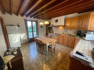 Maison spacieuse et chaleureuse pour familles, à 10 min de la Baie de Somme