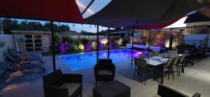 Villa Amance - vacances, piscine, lacs et plage