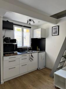 Studio avec mezzanine Paris 30 min Wi-Fi rapide