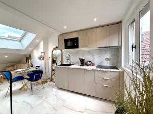 Le Loft Contemporain - Climatisé & Smart TV au coeur de Dijon