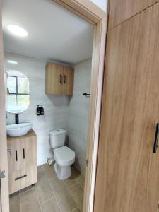 Apartamento Moderno con Vista a las Montañas Ideal para Teletrabajo o Descansar