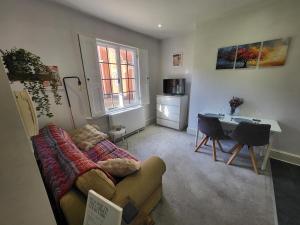 Period property, 1 bed, City Centre, secret garden