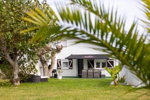 Villa Las Catedrales - Frente a la playa - Amplio jardín - Piscina