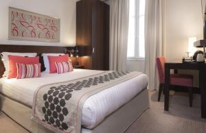 LuXury View on Arc of Triumph