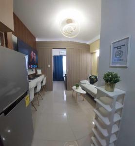 GB Travellers Rest at Shore 2 Residences