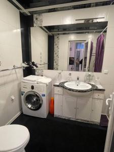 Парк Шевченко .Пляж Ланжерон возле дельфинария