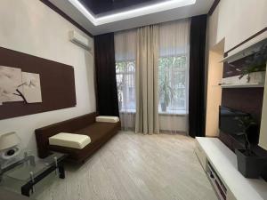 Парк Шевченко .Пляж Ланжерон возле дельфинария