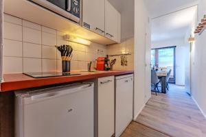 Ski-In Ski-Out 2-Bedroom Apartment - Rue Caron, Val Thorens