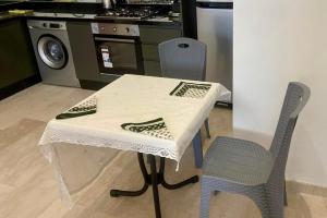 Appartement Moderne et Équipé Proche Aéroport CMN