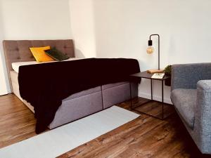 Modernes 3 Zimmer City-Apartment in Wolfsburg Nähe Autostadt, Parkplatz und WLAN - CityStay Beetle