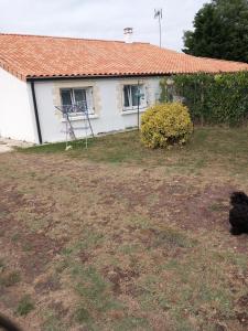 Petite maison avec jardin privé