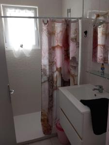 Petite maison avec jardin privé