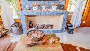 Chale em Santa Teresa com vista Lago e Lareira