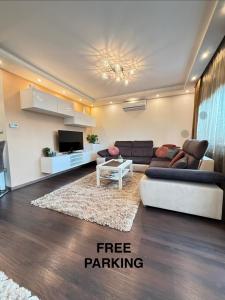 Local-Lux Apartman 3 szoba, privát parkoló - 4hvězdičkové hotely ve městě Kecskemét
