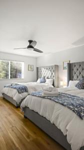 Moonridge Ski & Zoo Chalet With Hot Tub retreat