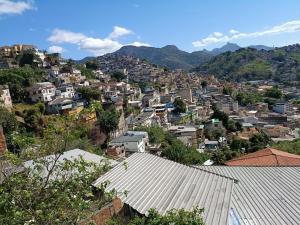 Simples Santa Teresa