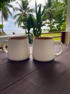 Appartment Bonak peaceful Beachfront Escape with Kitchen and AC