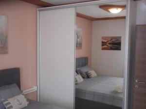 Apartment Libe with Sea View Trogir - Two Bedroom Apartment with Balcony