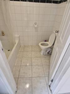 Little Yellow Guesthouse