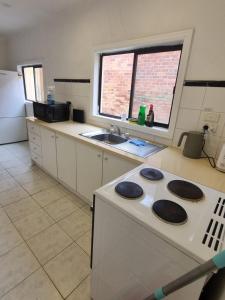 Little Yellow Guesthouse