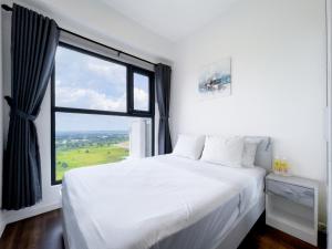 Lumiere Apartment Swanbay