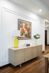 Royal City 3BR Vintage Pool & Garden View
