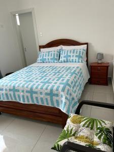 Pacific Coastal Cabin Shelter