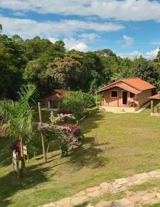 Chalés e Camping 4 Estações